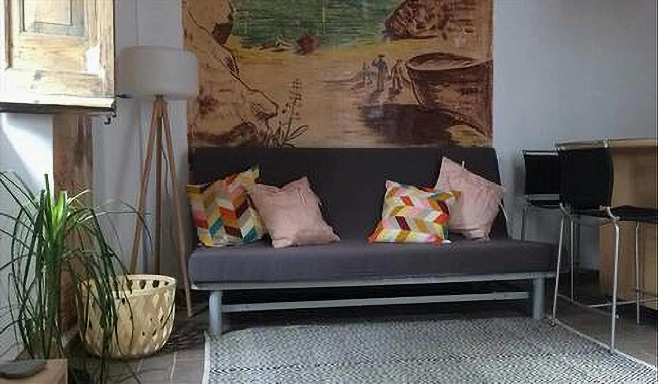 Apartamento De Diseno Cerca De Tren, Playa Y Bcn Масноу Екстер'єр фото